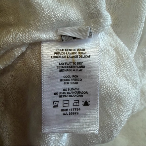 New Rails White Long Sleeve Henley Top V-Neck Made In USA Shirt Lightweight D - Picture 13 of 13